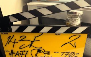 蜂巢再启杀局！《养蜂人2》杀青：斯坦森带螳螂女掀翻新黑恶势力